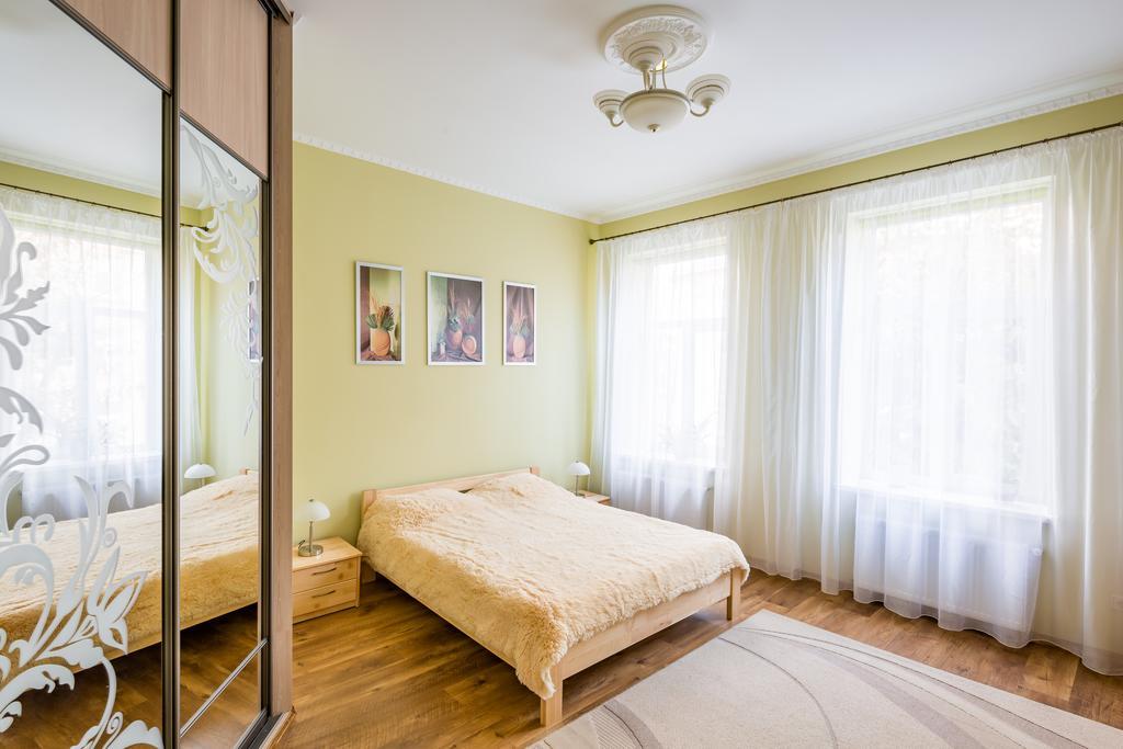 Apartament Rynok Square 5 Зі Світлом! Lwów Zewnętrze zdjęcie